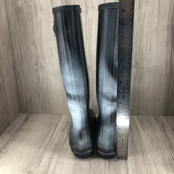 Hunter Boots Mens 7 Black Rubber Rain Shoes There is paint and no top strap main image 8